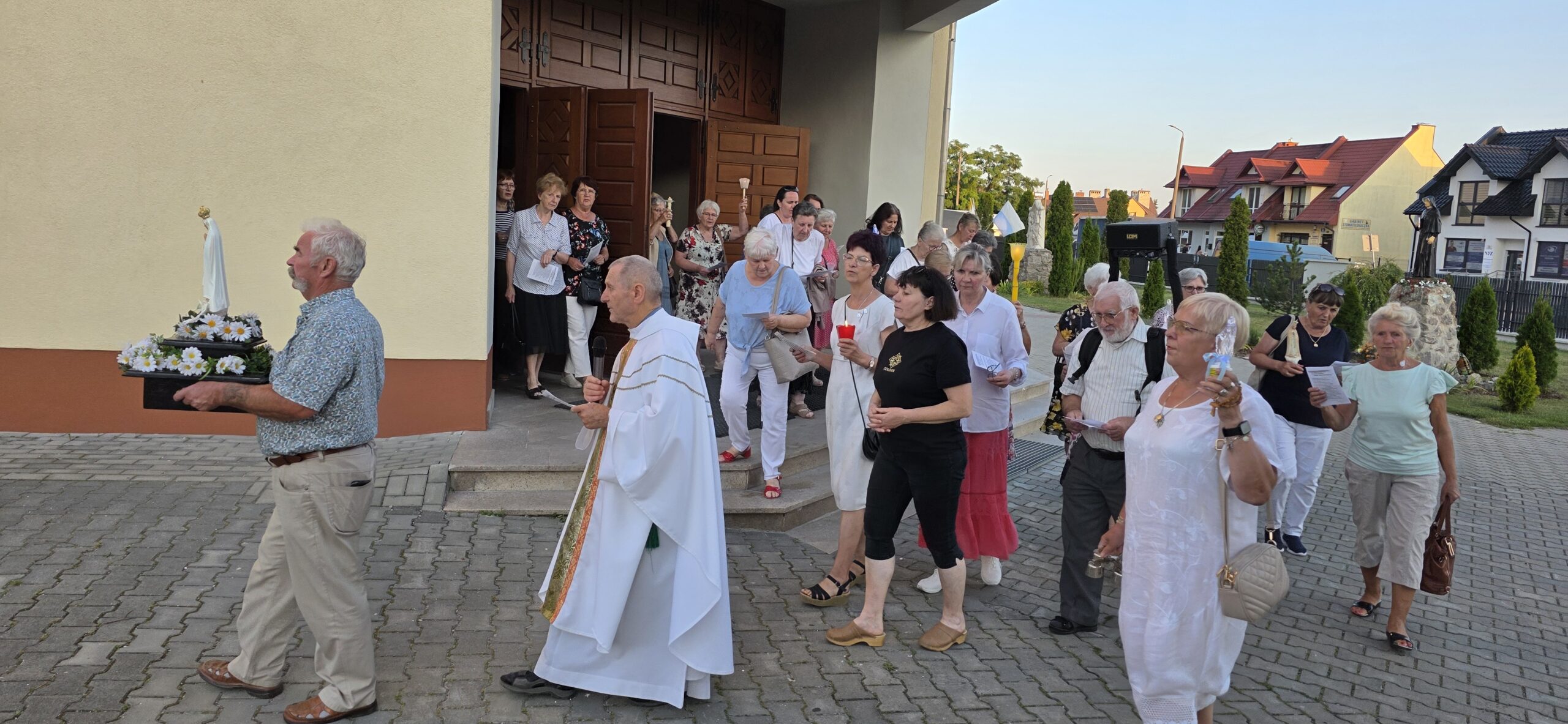 You are currently viewing Sierpniowe Nabożeństwo Fatimskie w&nbsp;naszej parafii